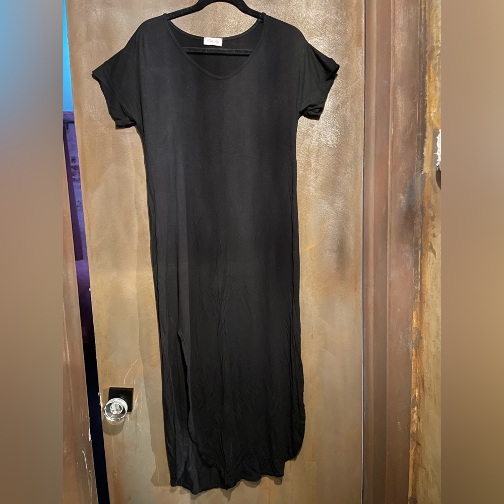 Pink Lily Classic Black Dress with Slits
